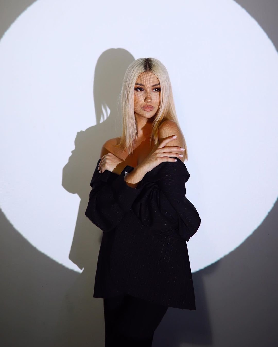 Nicole talent profile